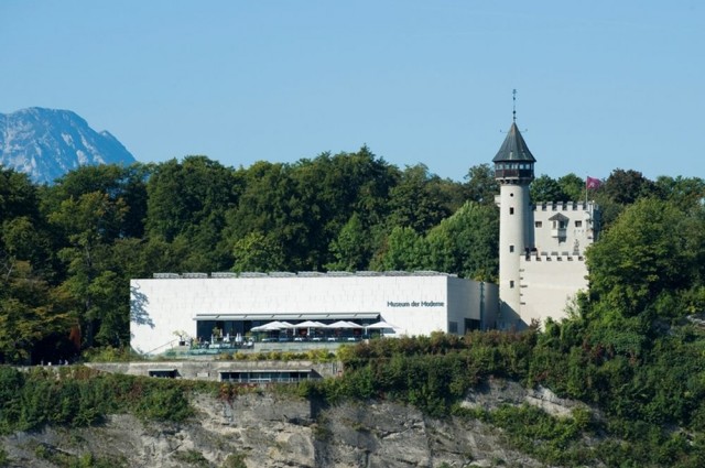 Музей современного искусства (Museum der Moderne) Музей современного искусства (Museum der Moderne)