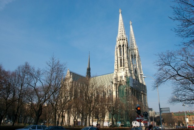 Обетная церковь (Votivkirche)