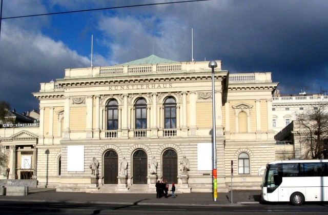 Дом Художника (Künstlerhaus)