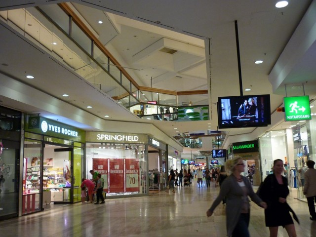 Южный торговый центр Shopping City Süd (SCS)