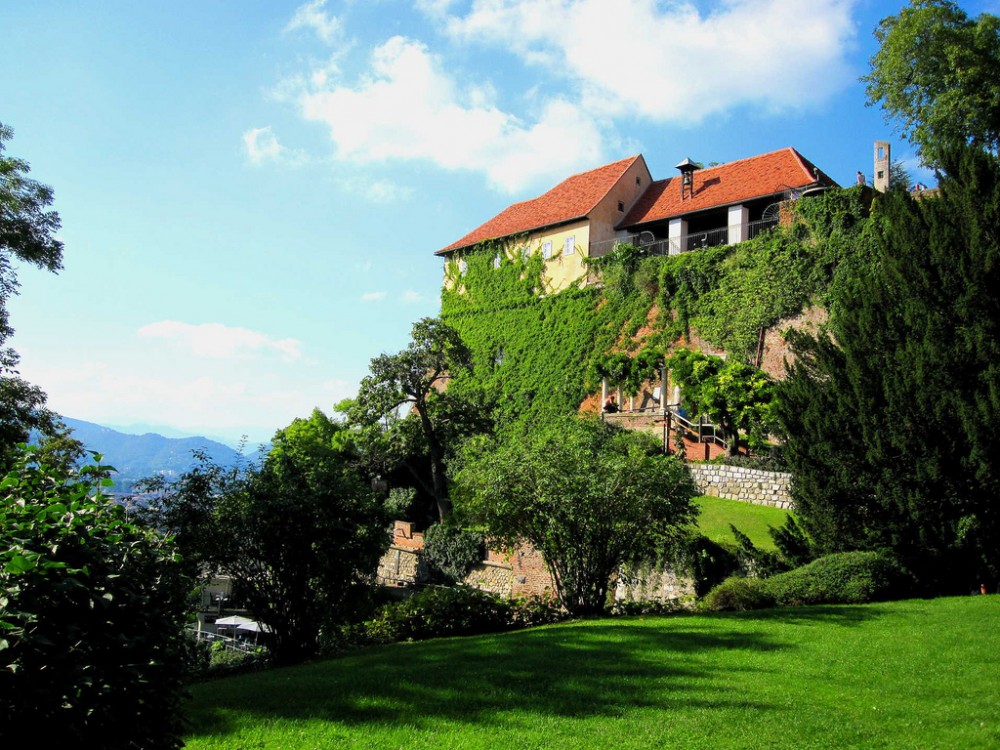 Замок Шлоссберг