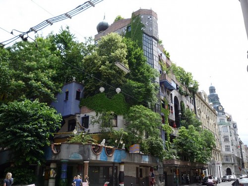 Дом Хундервассер (Hundertwasser Haus)