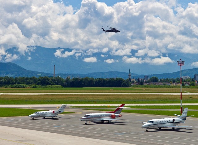 Аэропорт Клагенфурта (Alpe-Adria-Flughafen)