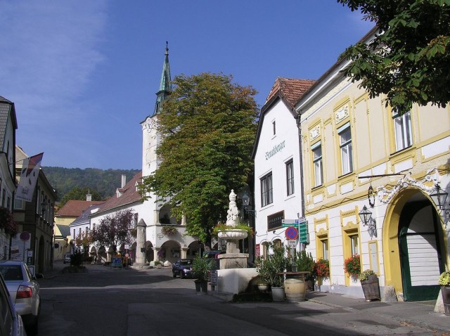 Гумпольдскирхен (Gumpoldskirchen) 