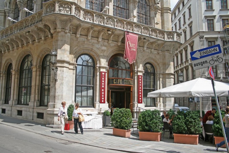 Улица Херренгассе (Herrengasse)