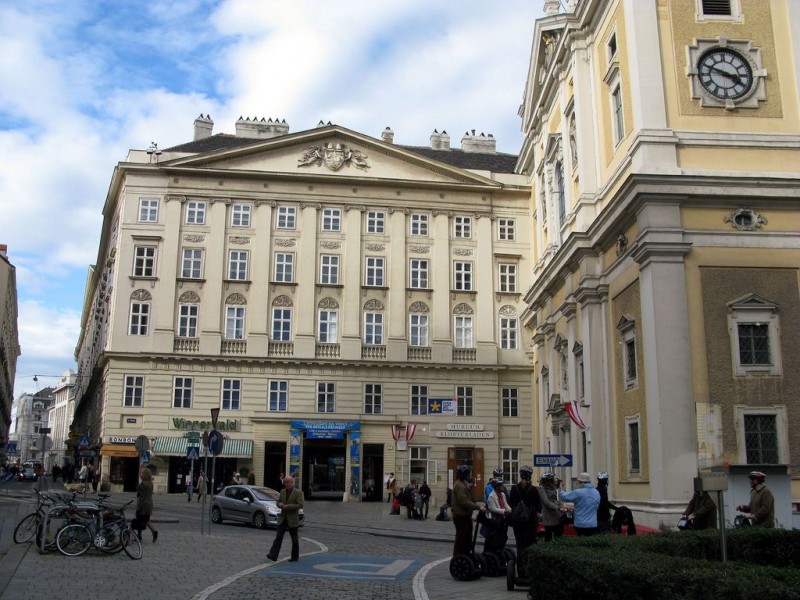 Улица Херренгассе (Herrengasse)