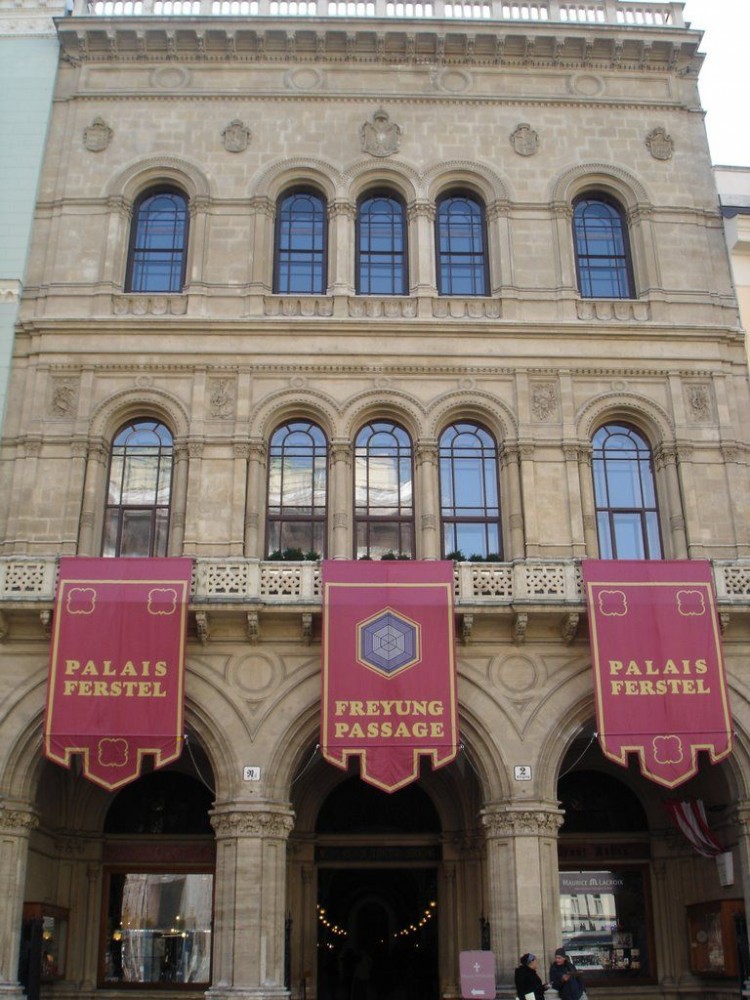 Улица Херренгассе (Herrengasse)