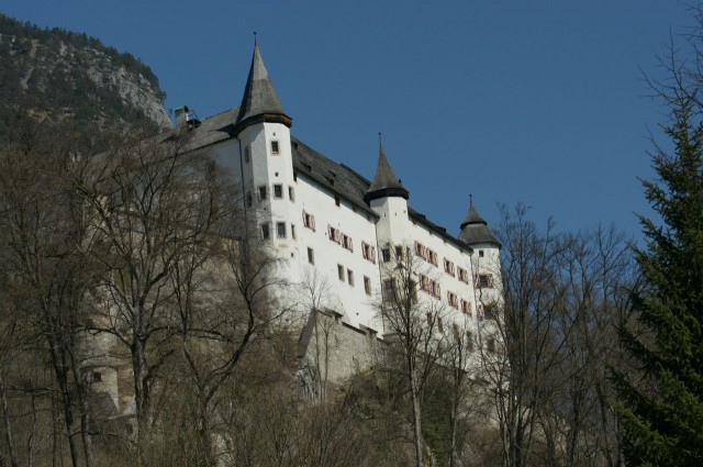 Замок Тратцберг (Schloss Tratzberg)