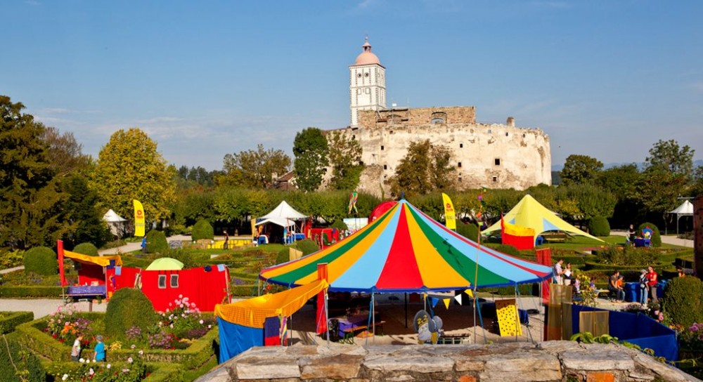 Замок Шаллабург (Schloss Schallaburg)