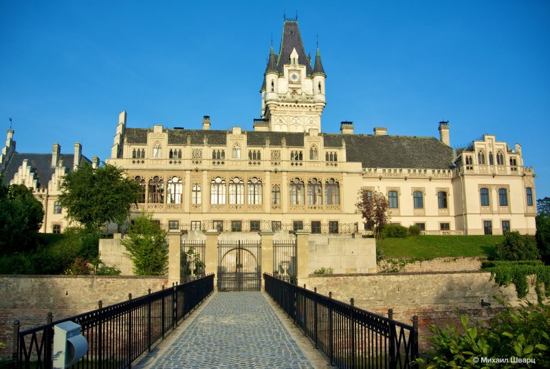 Замок Графенэгг (Schloss Grafenegg)