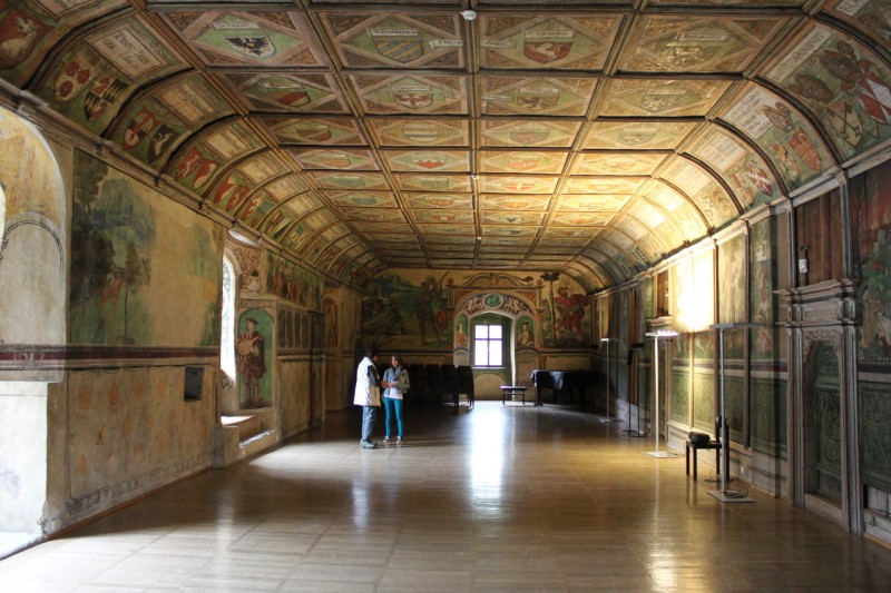 Рыцарский зал
