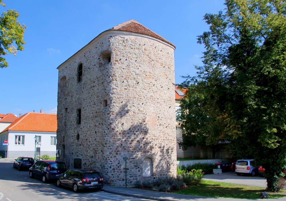 Помертурм (Römerturm)