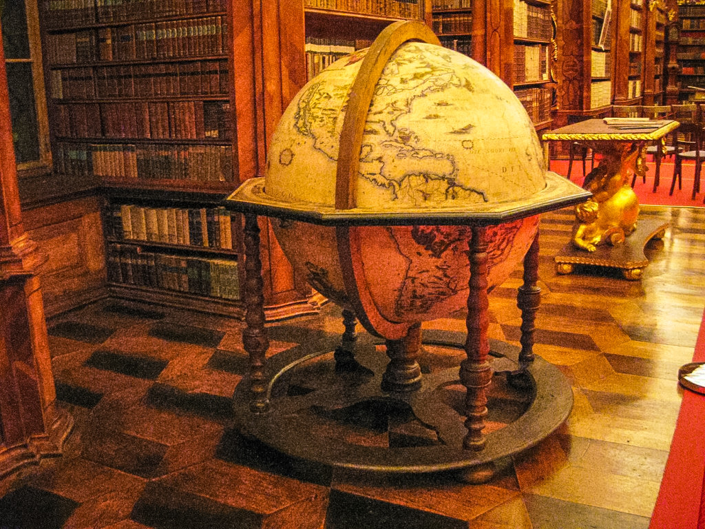 Глобус XVII века