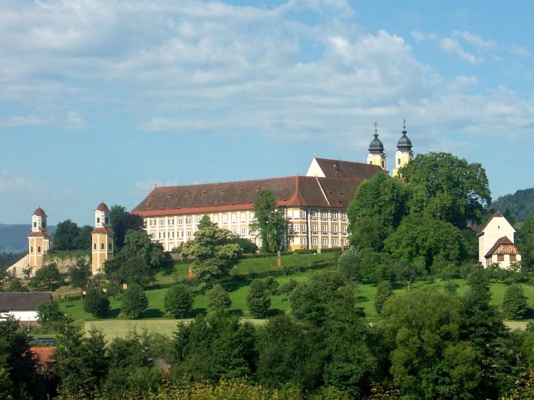 Замок Штайнц (Schloss Stainz)