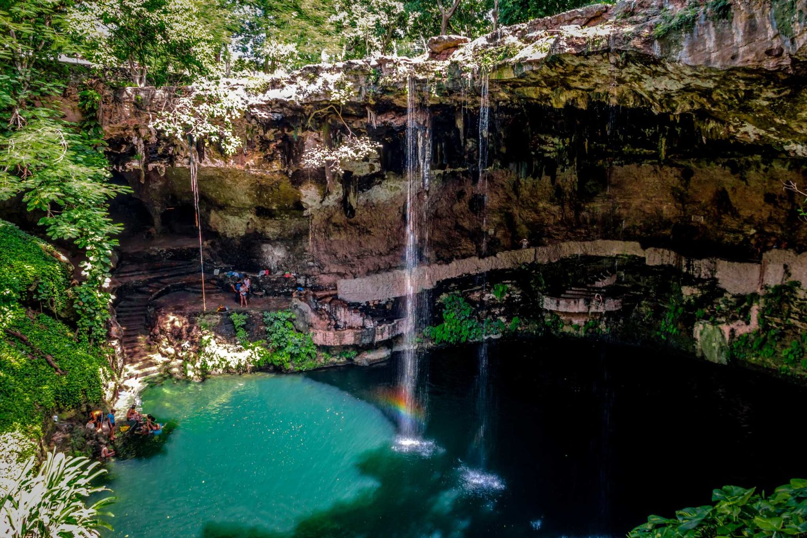 Сенот Саси (Cenote Zaci)
