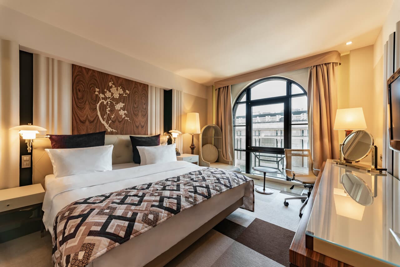 Crown Hotel Санкт-Петербург